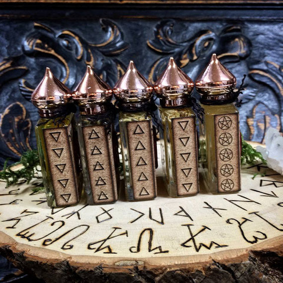 Element Oil Set of 5~ Earth ~ Air ~ Fire ~ Water ~ Spirit ~ Element Magick ~ Elemental Magick ~ Earth Witch ~ Sea Witch ~ Witchcraft ~1/2 oz - Moon Goddess Magick Apothecary