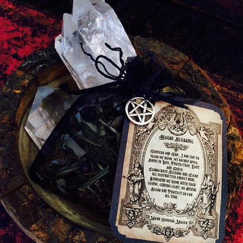 House Blessing Pouch~ Protect your Home from the Ground up~ Home Protection ~ Cleansing Energy ~ Ancient Magick ~ Healing Magick - Moon Goddess Magick Apothecary 