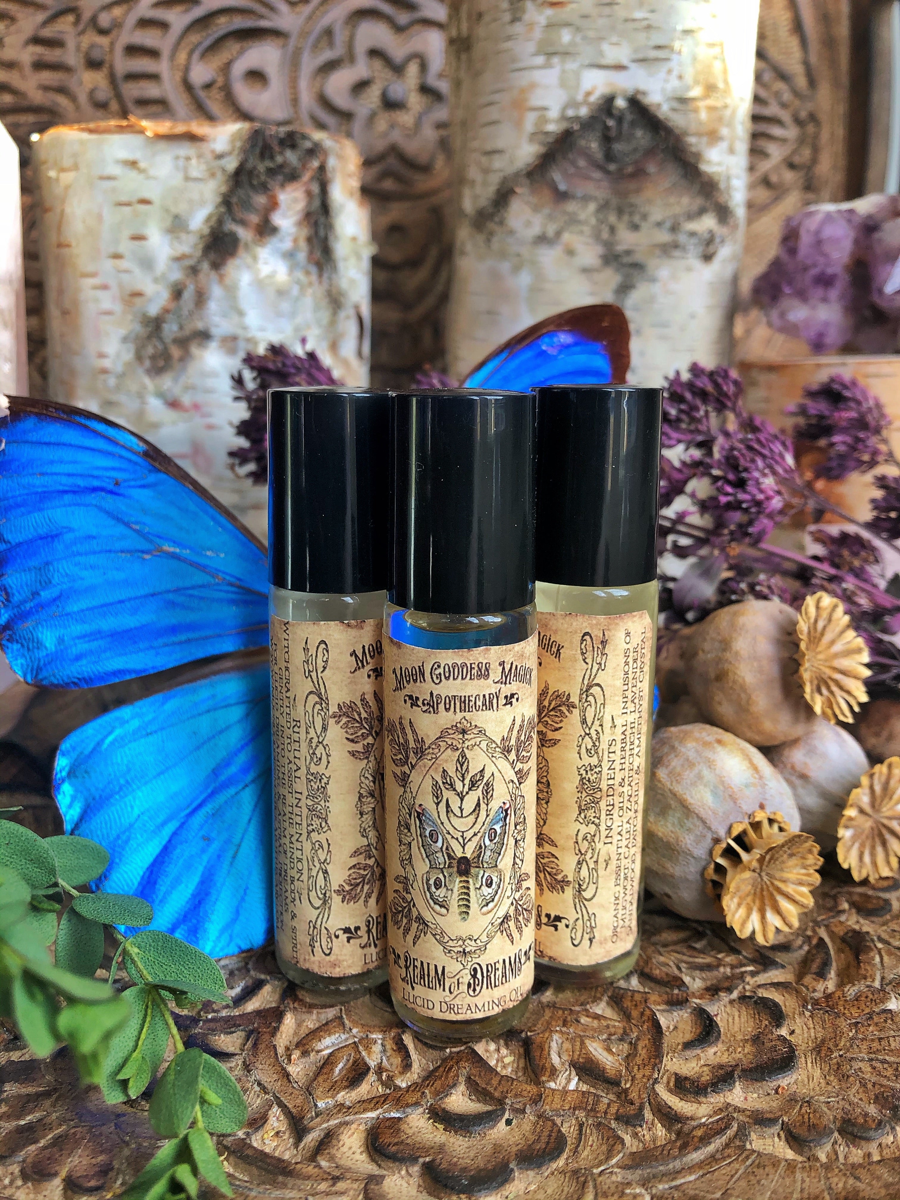 Realm of Dreams/// Lucid Dream Oil /// Dream Recall /// Dream Magick 1/3oz - Moon Goddess Magick Apothecary