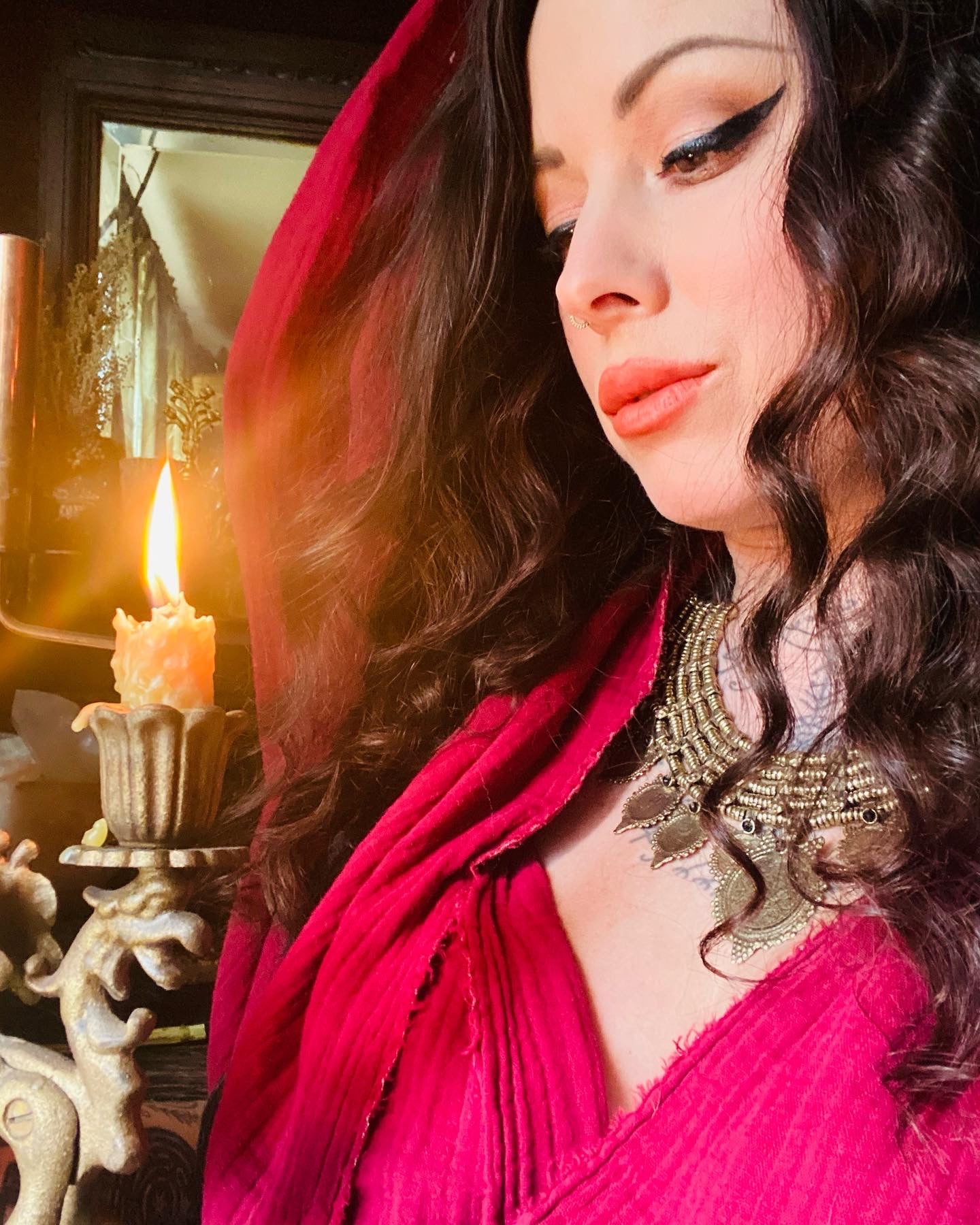 The Scarlet Woman ~ Bewitched Lip & Cheek Stain ~ Invoking the Goddess Babalon ~ Natual and Organic Rouge ~ Glamour Magick ~ 1.5oz