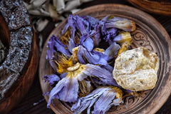 Journey Within /// A Sacred Meditation Incense for the Discovery of One's Path and Purpose /// 1oz Loose Incense Blend - Moon Goddess Magick Apothecary