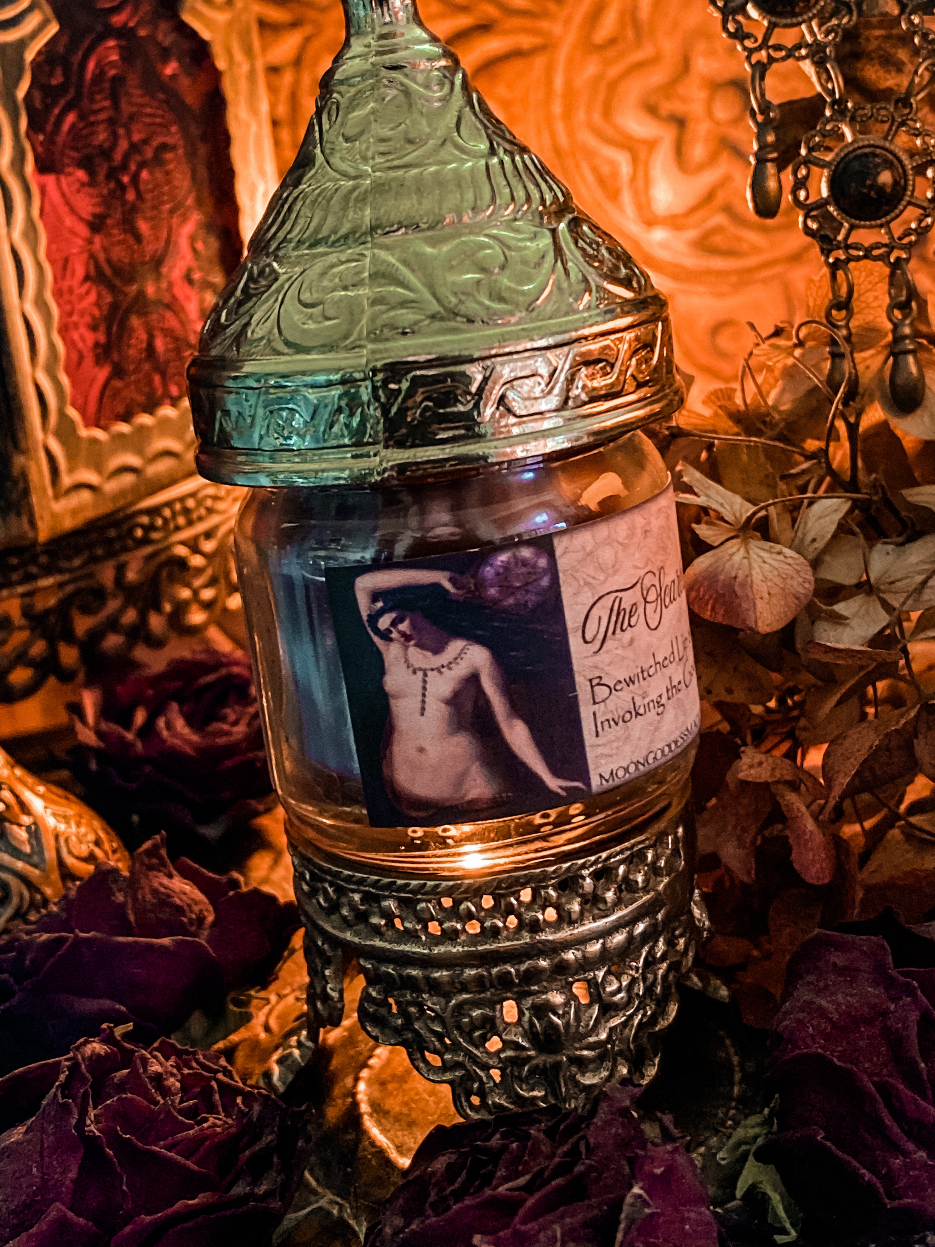 The Scarlet Woman ~ Bewitched Lip & Cheek Stain ~ Invoking the Goddess Babalon ~ Natual and Organic Rouge ~ Glamour Magick ~ 1.5oz