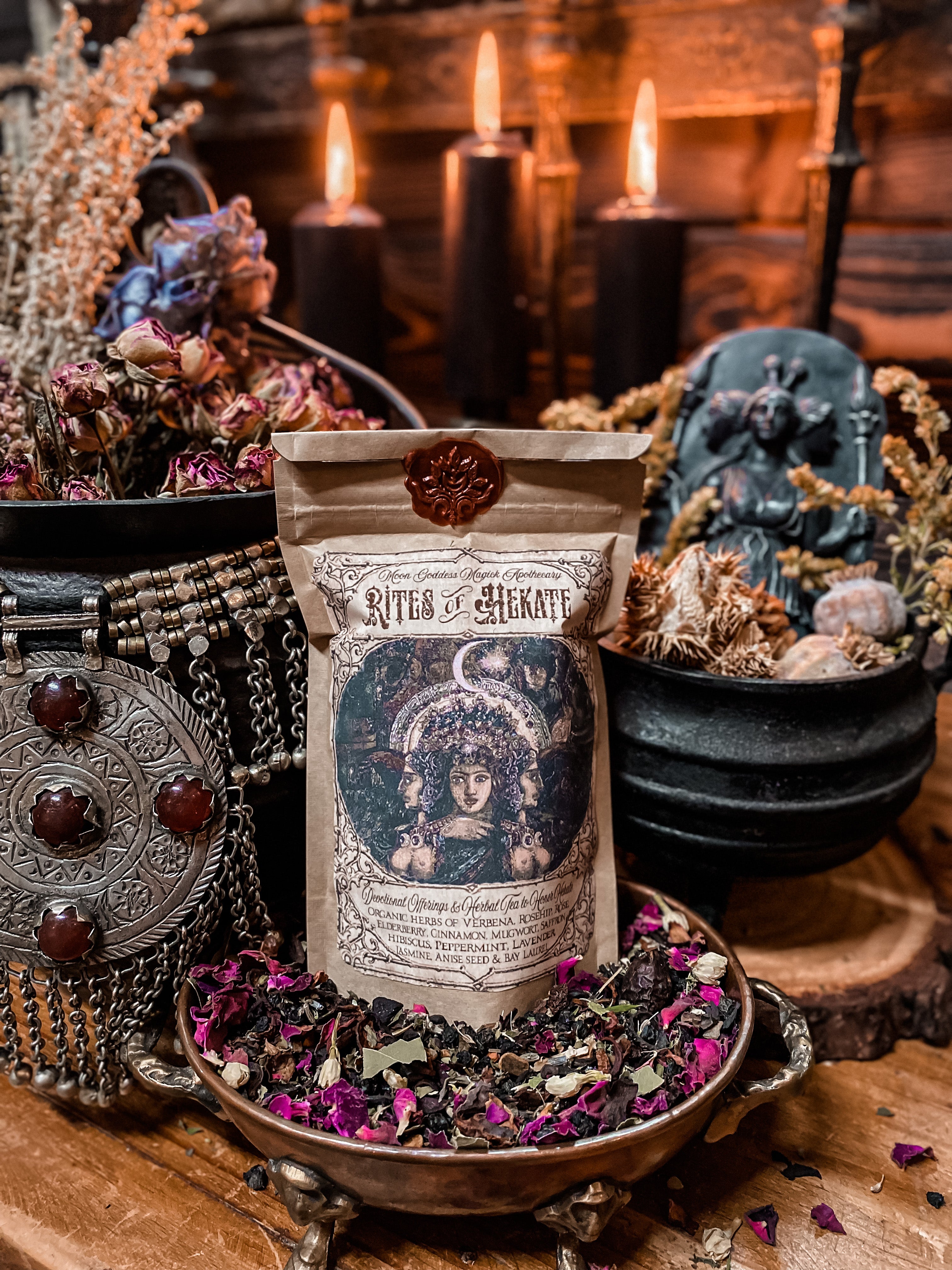 Hekate Tea ~ Devotional Offerings to Hekate ~ Herbal Tea ~ Hekate Offerings and Casting Herbs ~ 2OZ Loose Leaf Tea ~ Brews 9 Cups