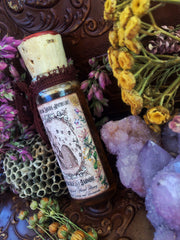 Honeysuckle and Jasmine Organic Wildflower Honey~ Solar Infused~ Wildflower Honey~ 1oz~ For Divination and Lovers~ Limited Offering - Moon Goddess Magick Apothecary