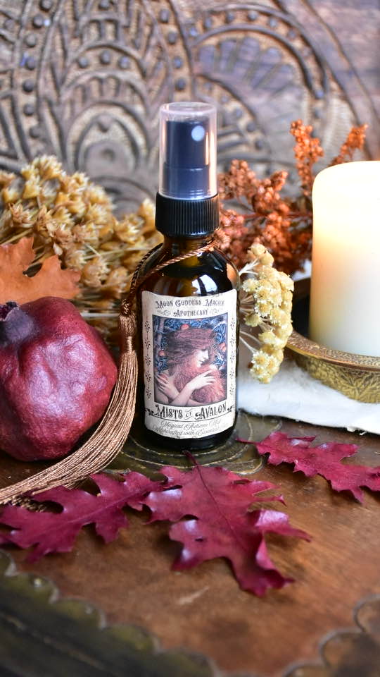 Mists of Avalon~ Magical Autumn Mist ~ Invoke the Mysteries of Avalon ~ Mabon Mist ~ Mabon Spray ~ Autumn Spray - Moon Goddess Magick Apothecary