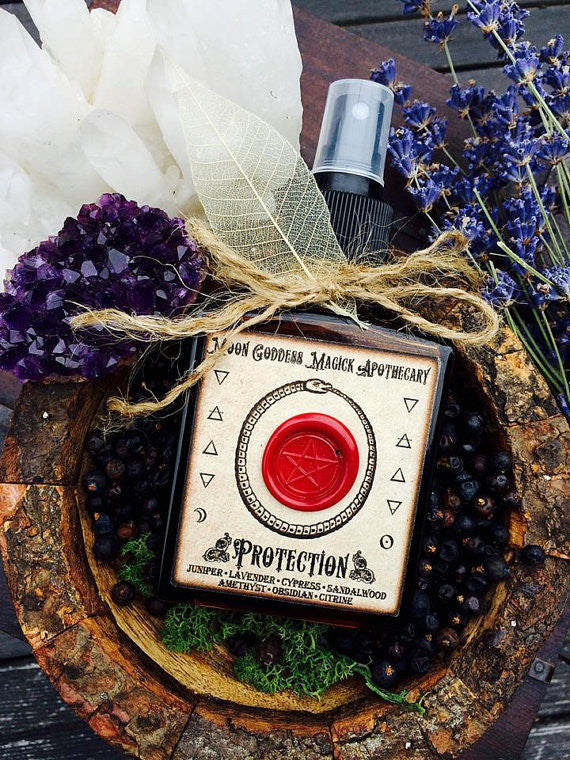 Protection Spray •Blessed Water, Essential Oils and Crystal Blend• Protection Salt• Moon Goddess Magick• Huge 5oz Bottle - Moon Goddess Magick Apothecary 