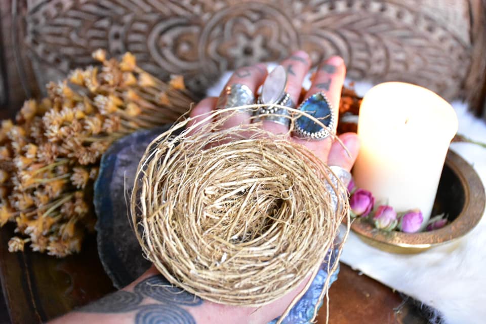 Vetiver Root Exfoliating Scrubber ~ All Natural Fragrant Ritual Body Care ~ Ritual Bath ~ Prosperity, Love and Healing Magick - Moon Goddess Magick Apothecary 
