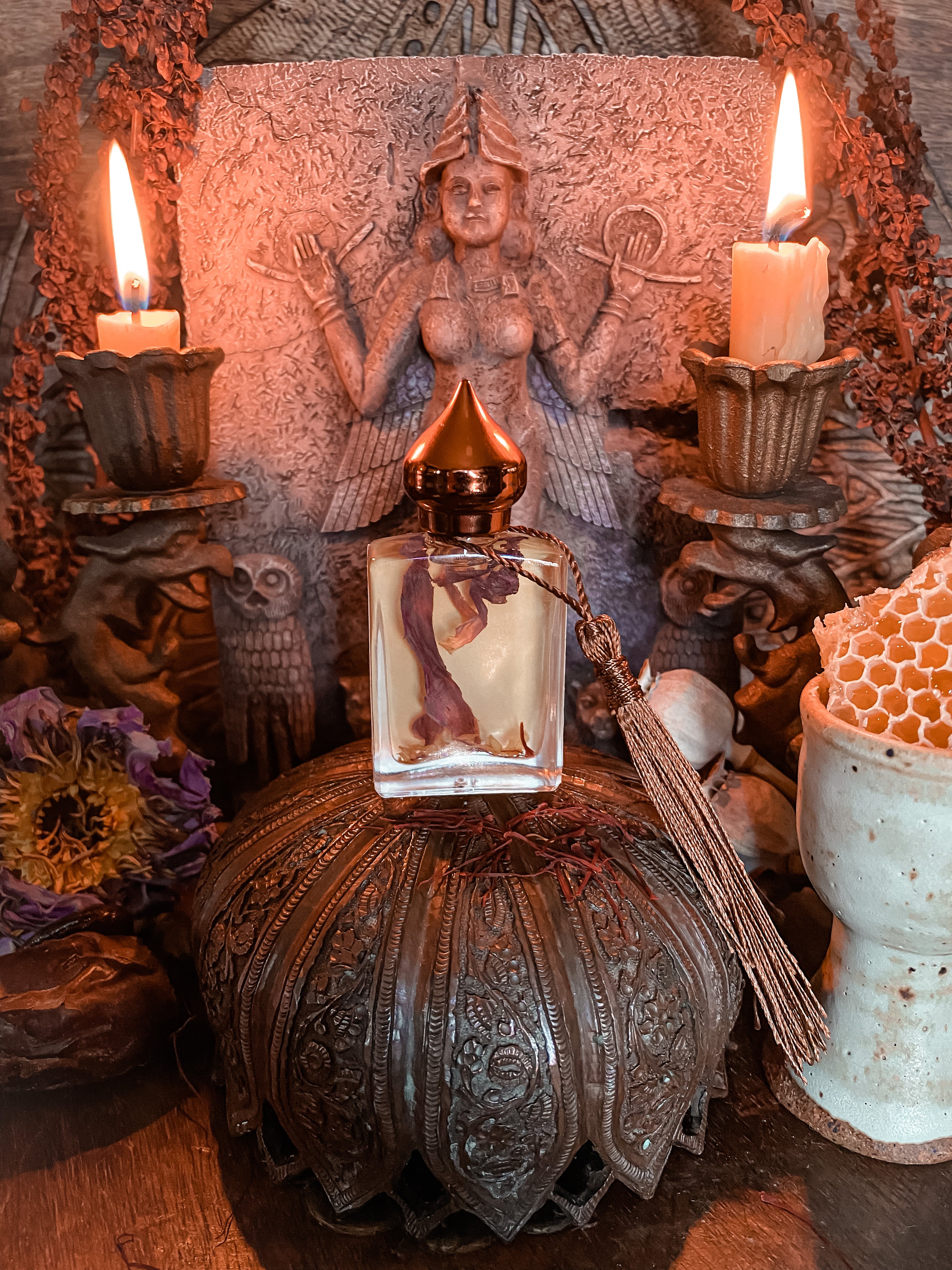 Inanna Devotional Oil // Underworld Journey // Reclamation of Divine Power and Sovereign Self