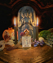 Hecate // Hekate Devotional Ritual Oil // Goddess of Witchcraft // Shadow work